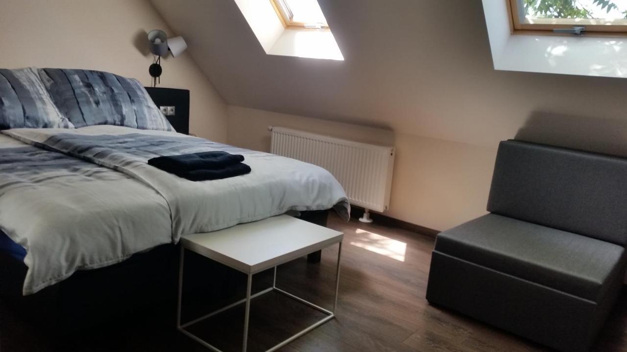 Bed and Breakfast Csoepi Panzio Тихань Экстерьер фото